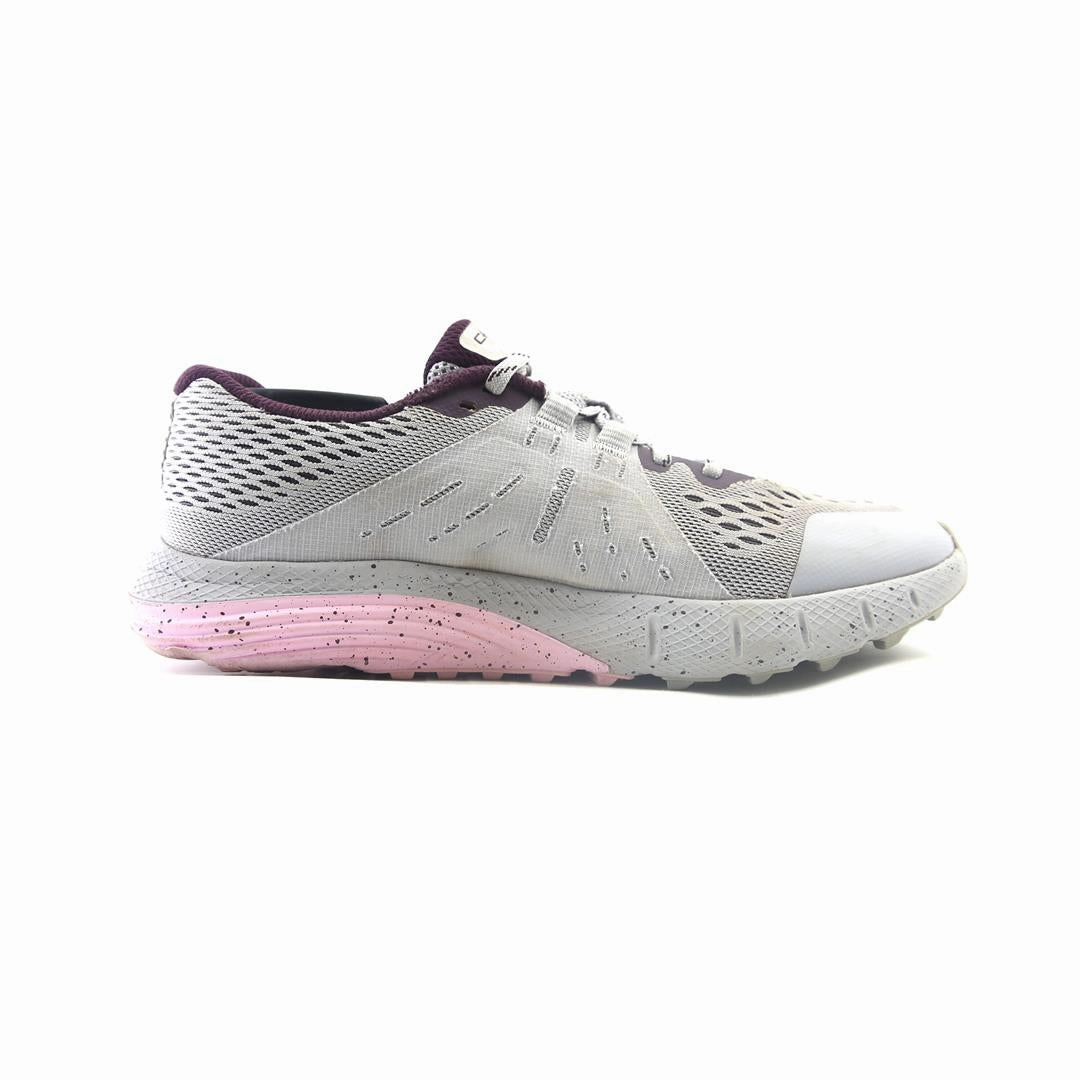 Top 10 Basketball Shoes UNDER ARMOUR  CHARGED BANDIT