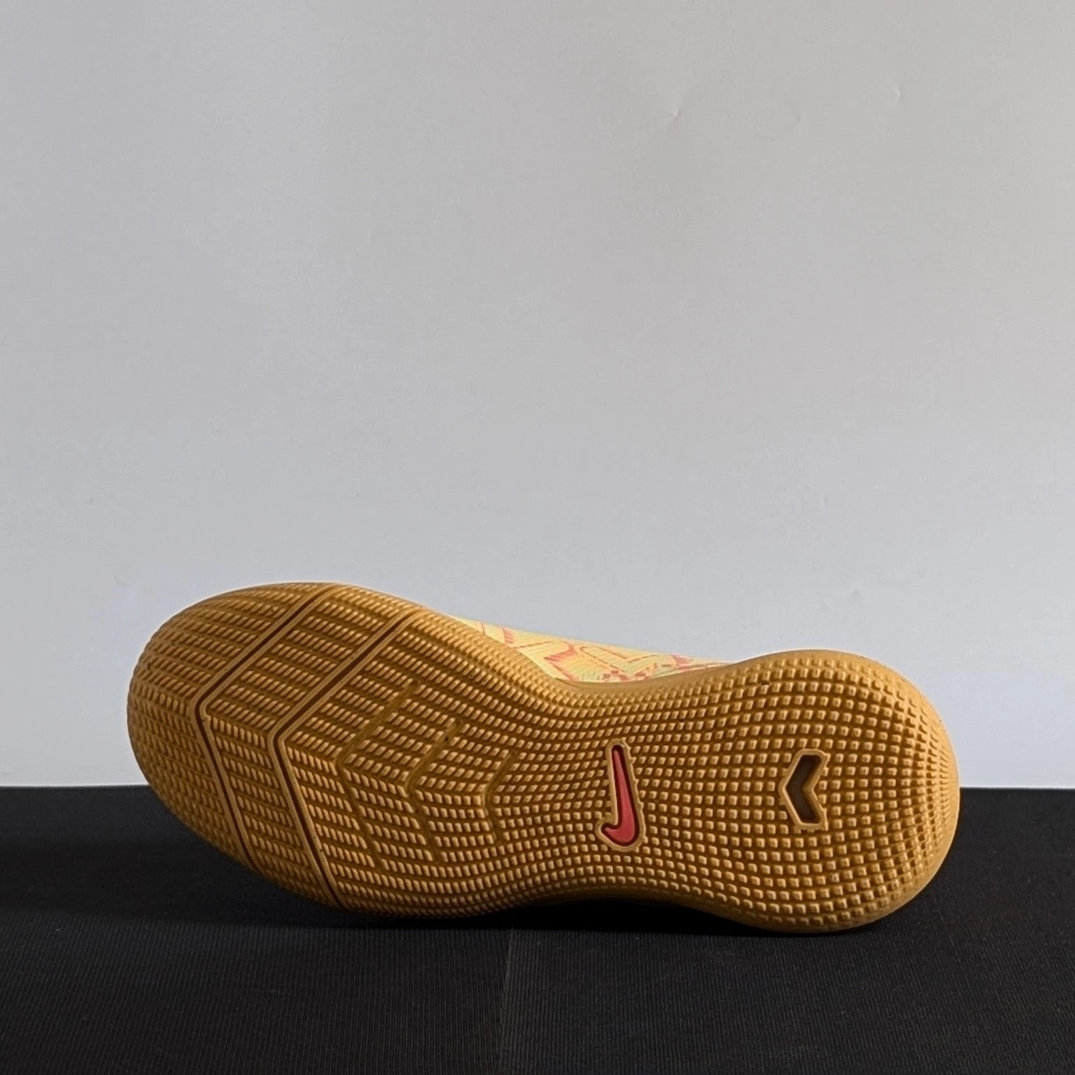 Best Youth Soccer Cleats Nike Jr. Zoom Superfly 10 Academy KM IC - HF3419-800