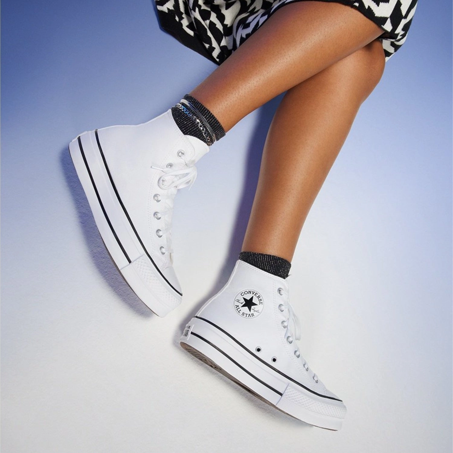 Kid's Chuck Taylor All Star Lift Platform Leather Grade School Flat Vs Curved Climbing Shoes