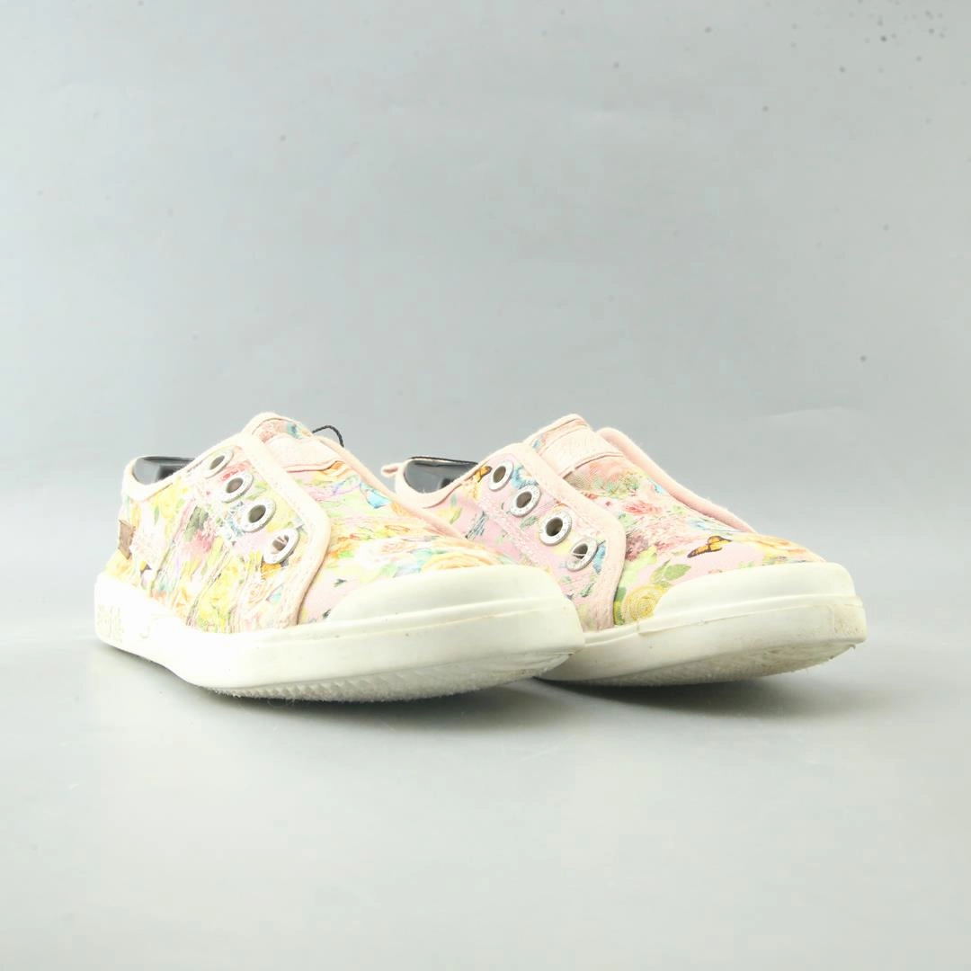 Slip On Walking Shoes BLOWFISH .