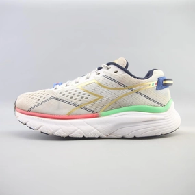 Best Orthopedic Hiking Boots DIADORA EQUIPE ATOMO